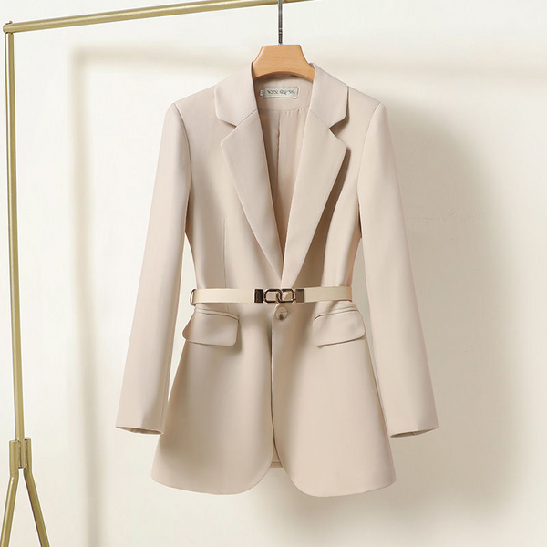 Levana - a sophisticated and versatile tailored blazer