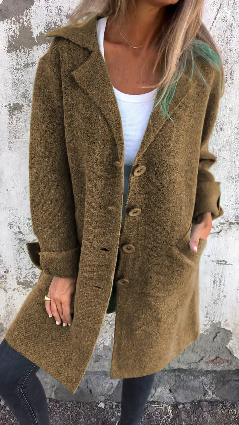 Virela - a long coat that effortlessly blends casual comfort with refined style