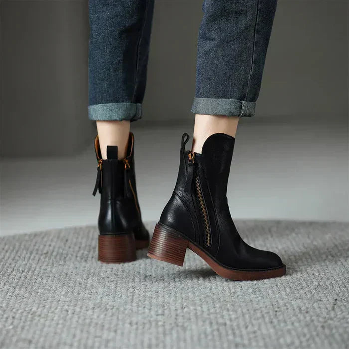 Aura - a pair of premium leather ankle boots