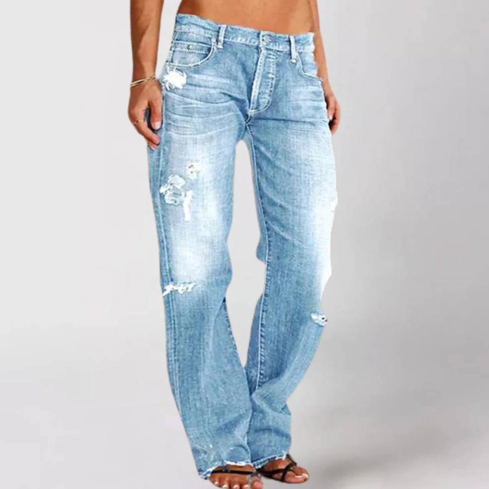 Amari - a wide-fit denim jeans