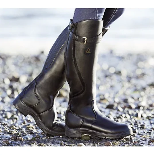 Alvara - the ultimate pair of boots that combines timeless elegance with modern sophistication