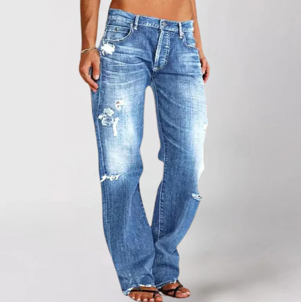 Amari - a wide-fit denim jeans