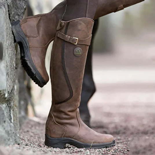 Alvara - the ultimate pair of boots that combines timeless elegance with modern sophistication