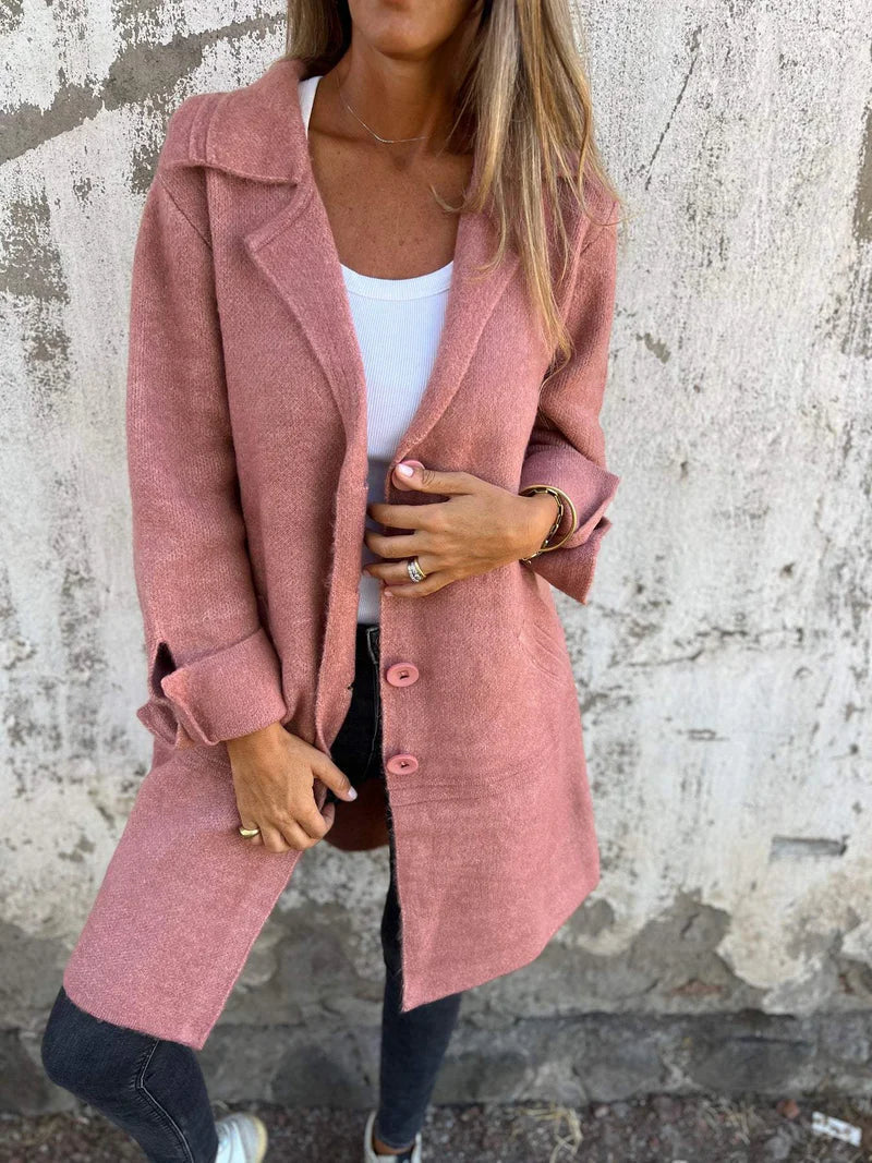 Virela - a long coat that effortlessly blends casual comfort with refined style